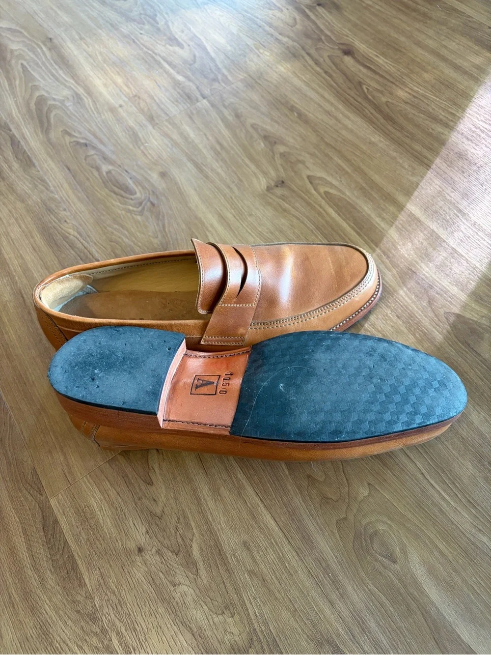 Adelante tan leather